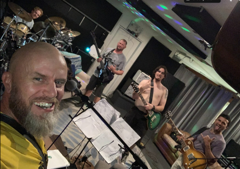 SLT Band 2022